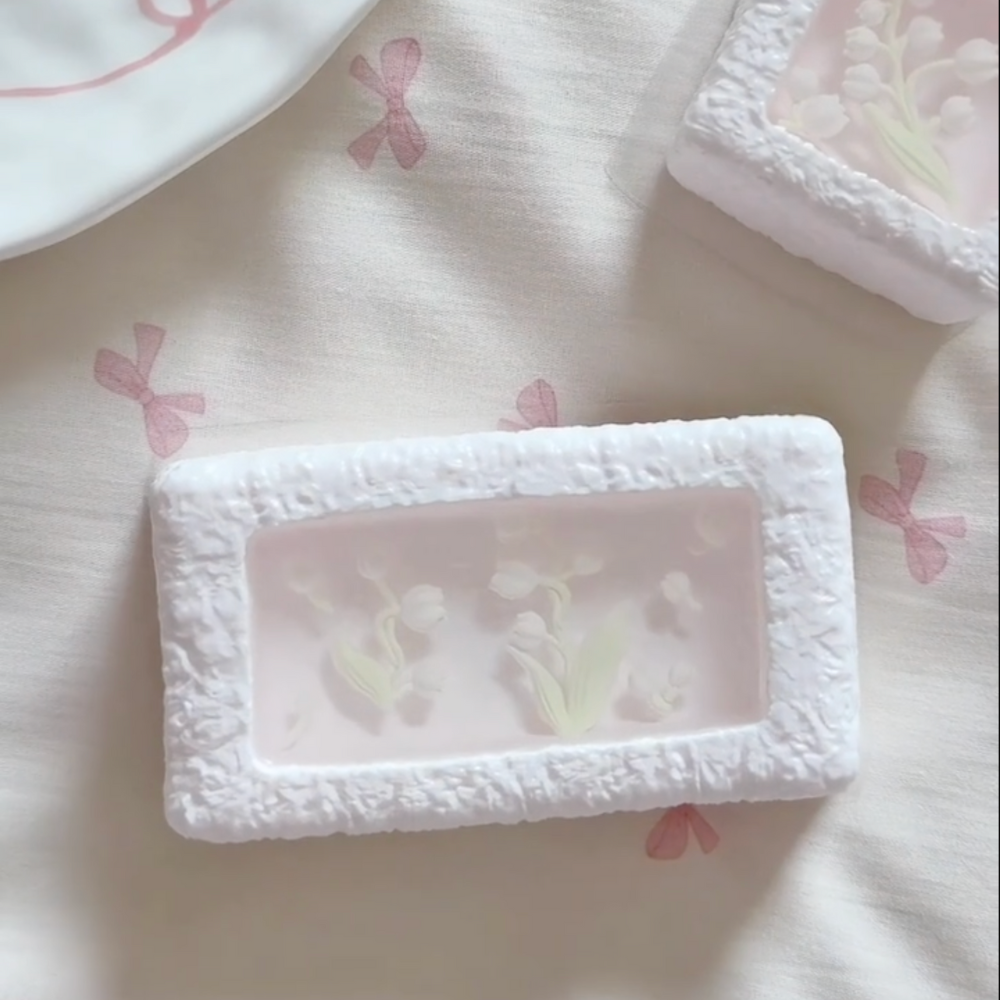 Lily of The Valley Long Window Squishy