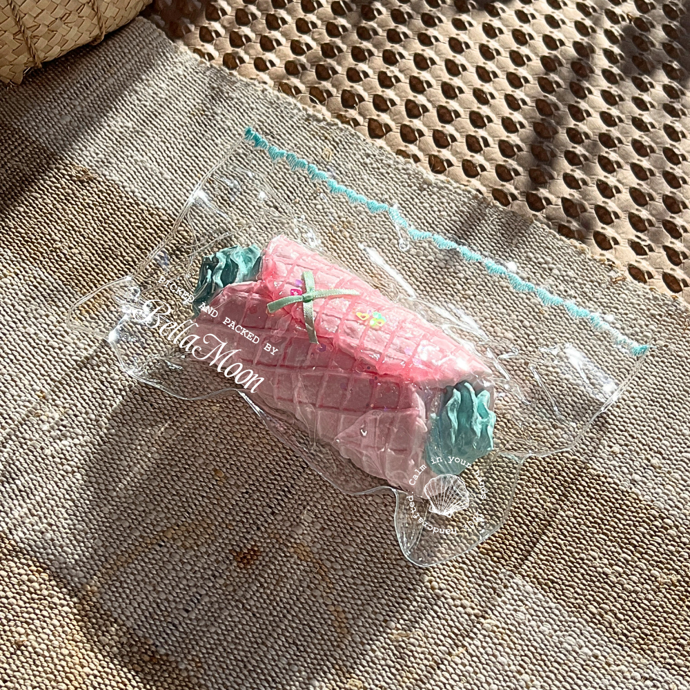 Green berry matcha egg roll squishy with dry yoghurt texture, handmade slow rising stress relief squishy Australia Sydney
